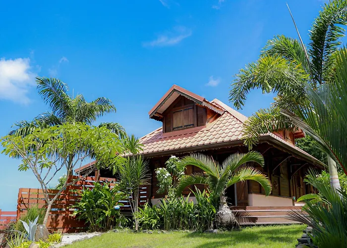 Acomat-Matata Green Luxury Lodge